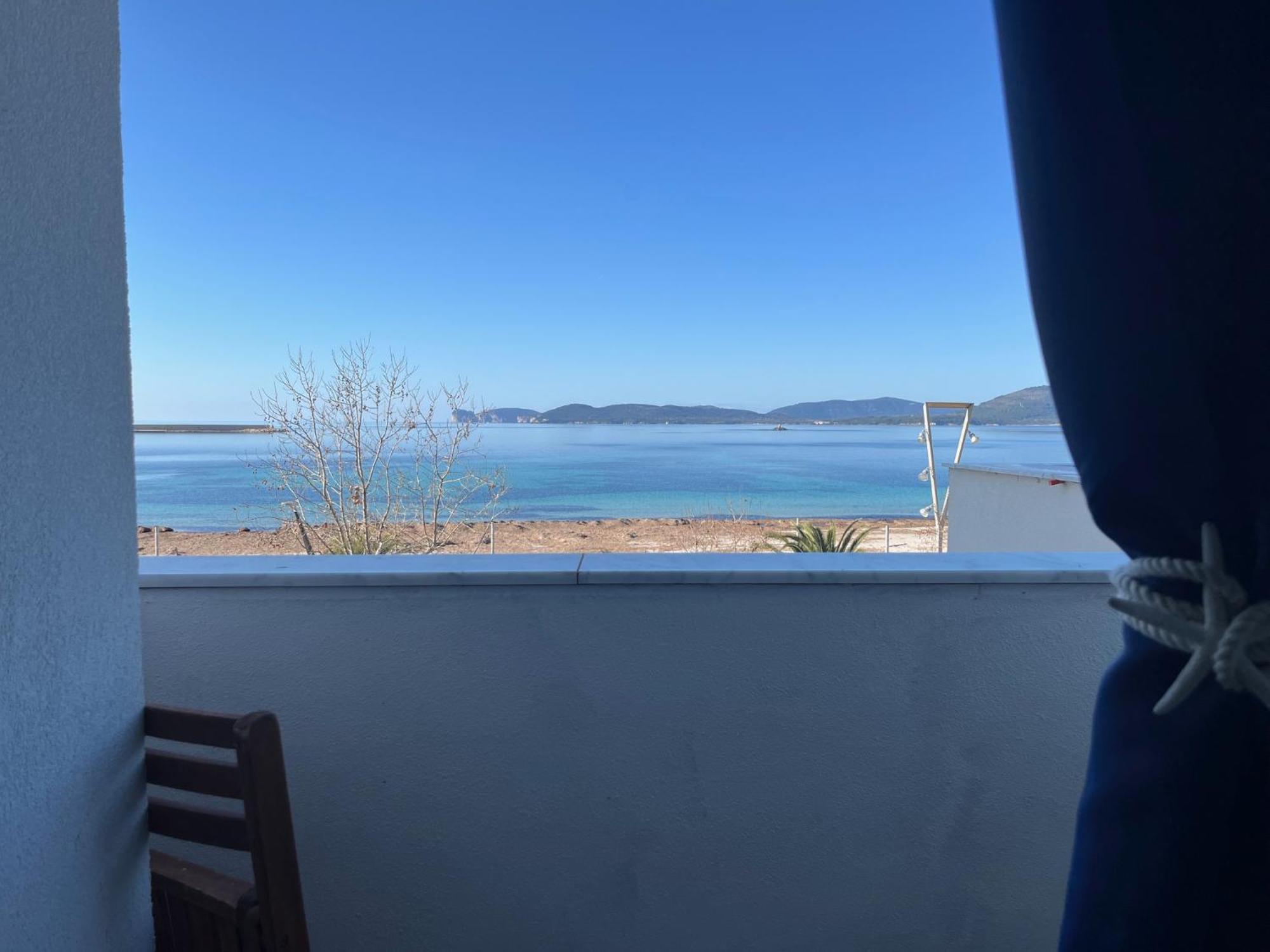 Giosuero Beach Alghero Luaran gambar
